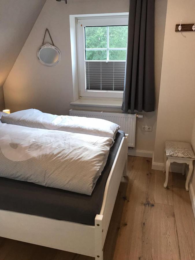 Ferienwohnung „Opa'S Tohuus“Mit Fahrraedern, Husum Husum  Zewnętrze zdjęcie