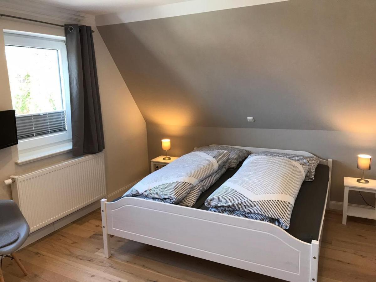 Ferienwohnung „Opa'S Tohuus“Mit Fahrraedern, Husum Husum  Zewnętrze zdjęcie